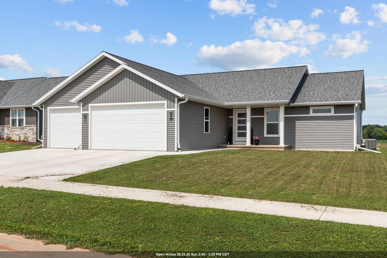 3846 E Zion Lane — photo