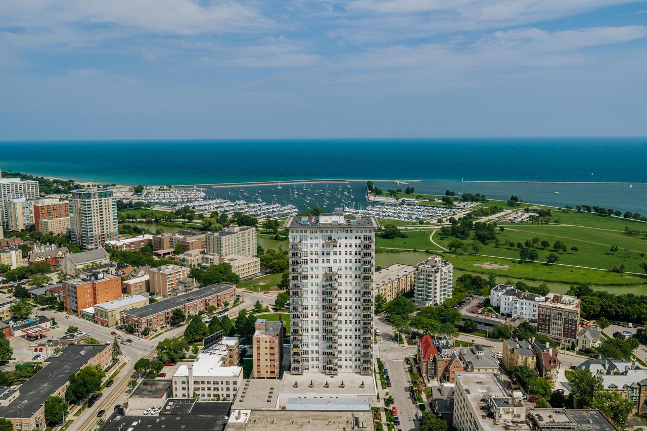 1313 N Franklin Place 803 — photo