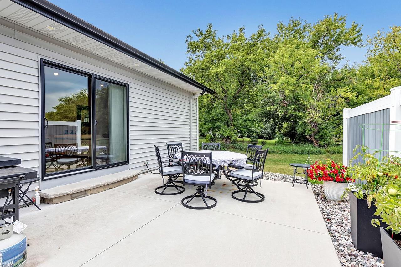 2759 County Rd EE, Abrams, WI 54101 — photo 2