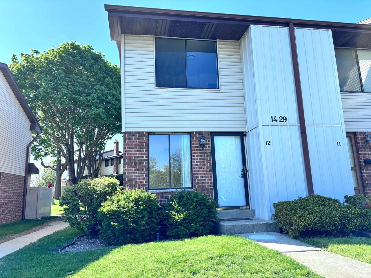 1429 Oakes Road 12 — photo