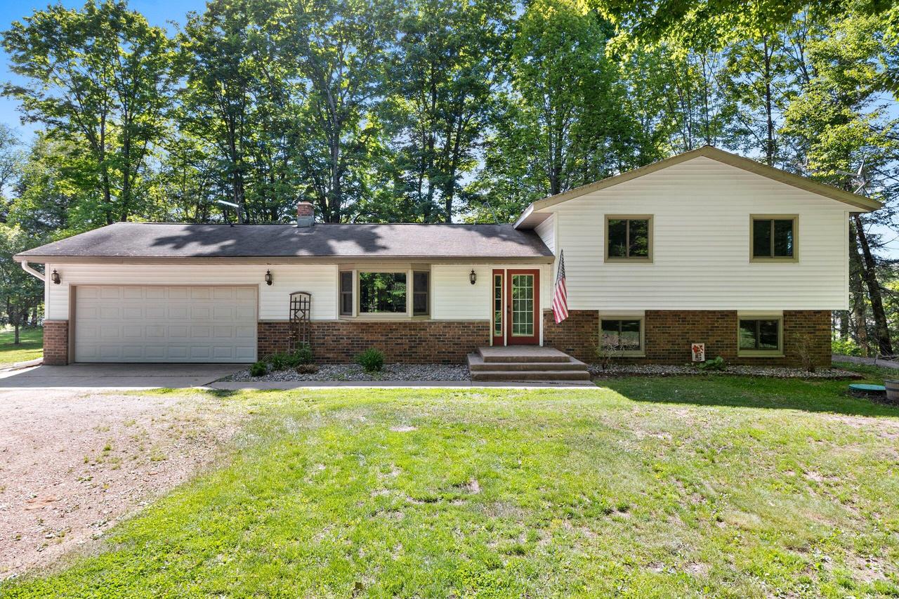 759 Hemlock Drive — photo