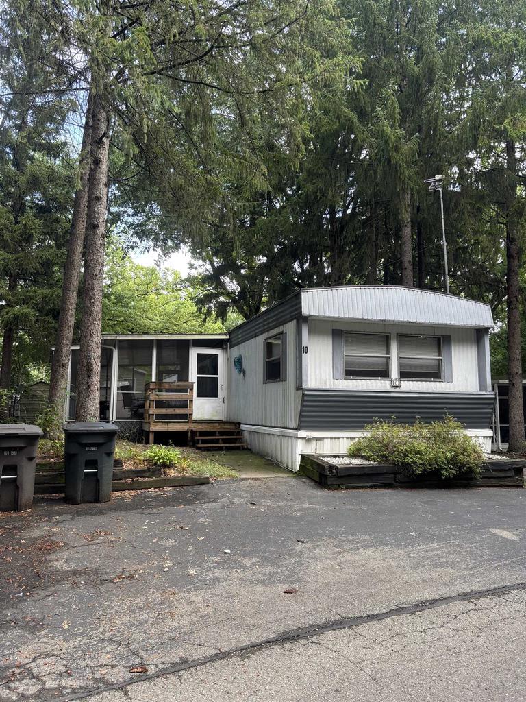 10P Shady Pines Road — photo