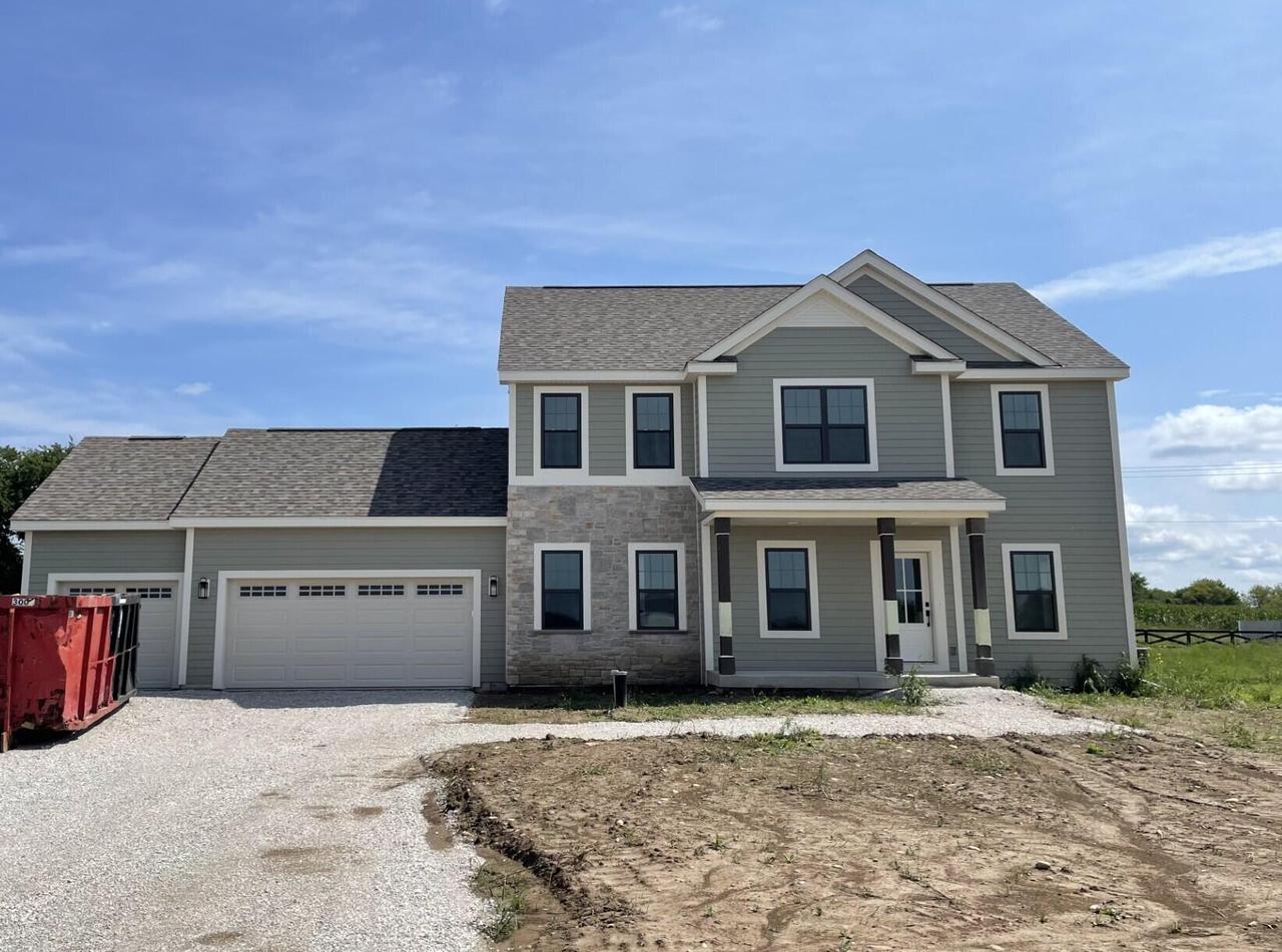 W275N8210 Harvest Court — photo