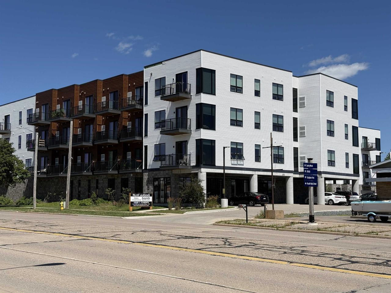 209 Division Street Suite B-2,085 Sf — photo