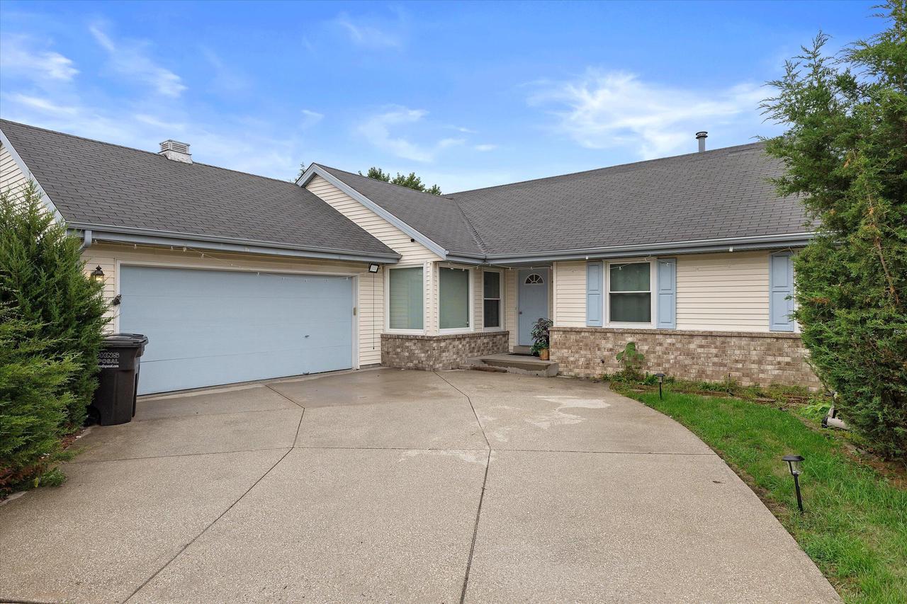 4102 W Minnesota Court — photo
