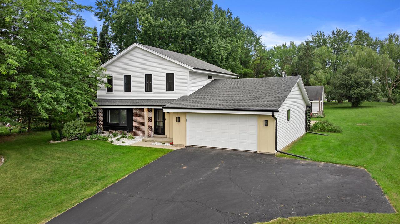 1013 Fairfield Lane — photo