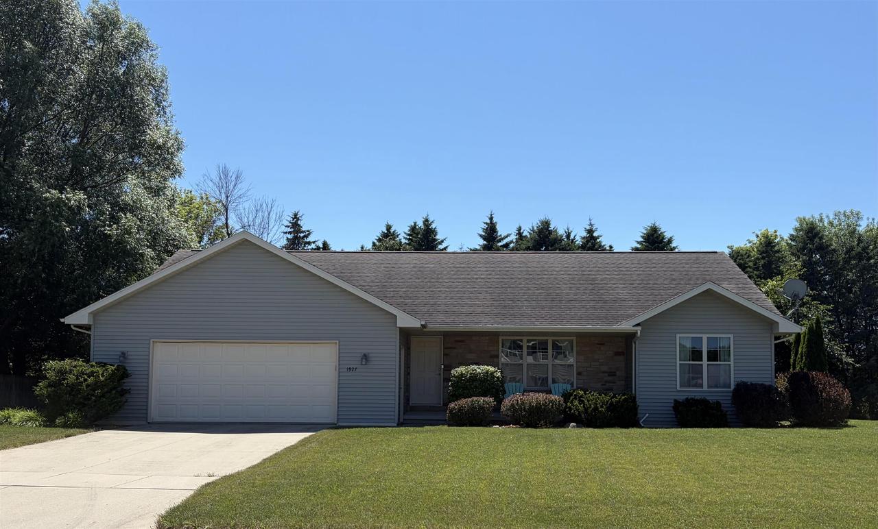 1927 Cross Creek Circle — photo
