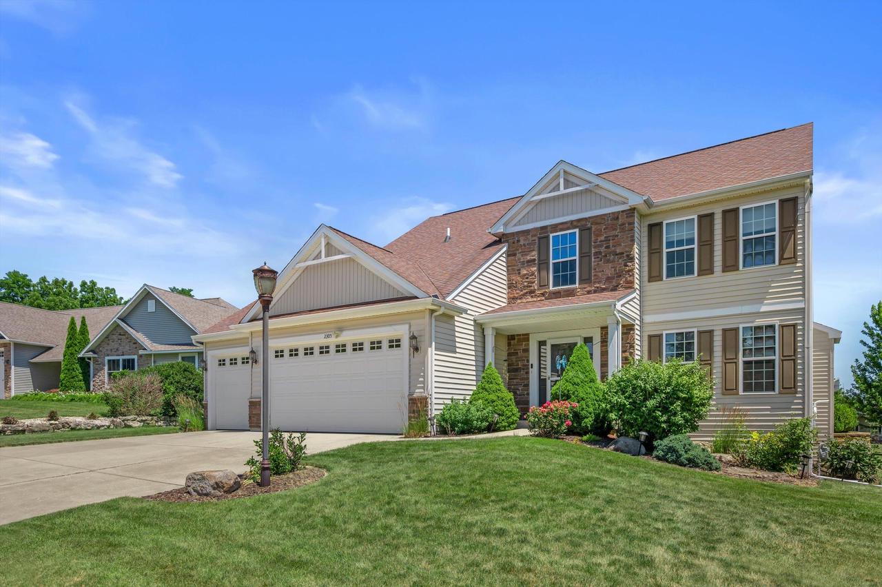 2305 Rustic Woods Court — photo