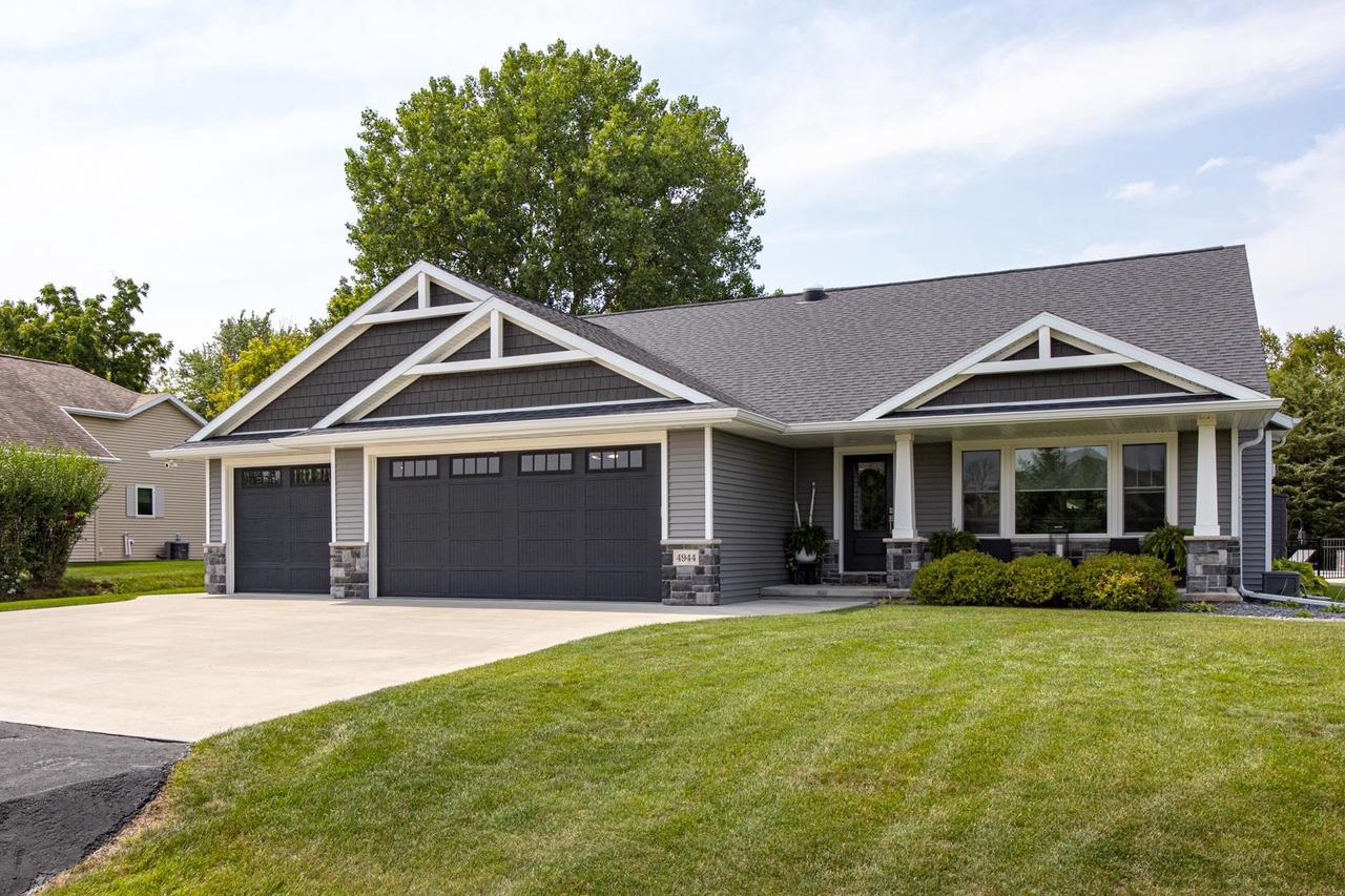 4944 Ormand Beach Court, Omro, WI 54904 — photo 2
