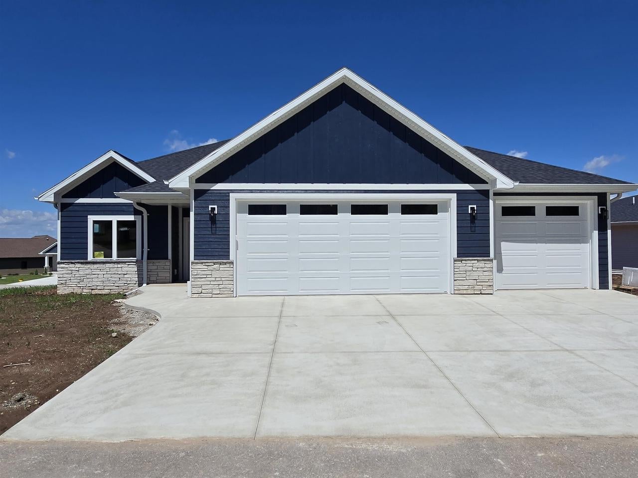 1655 Grace Garden Way — photo