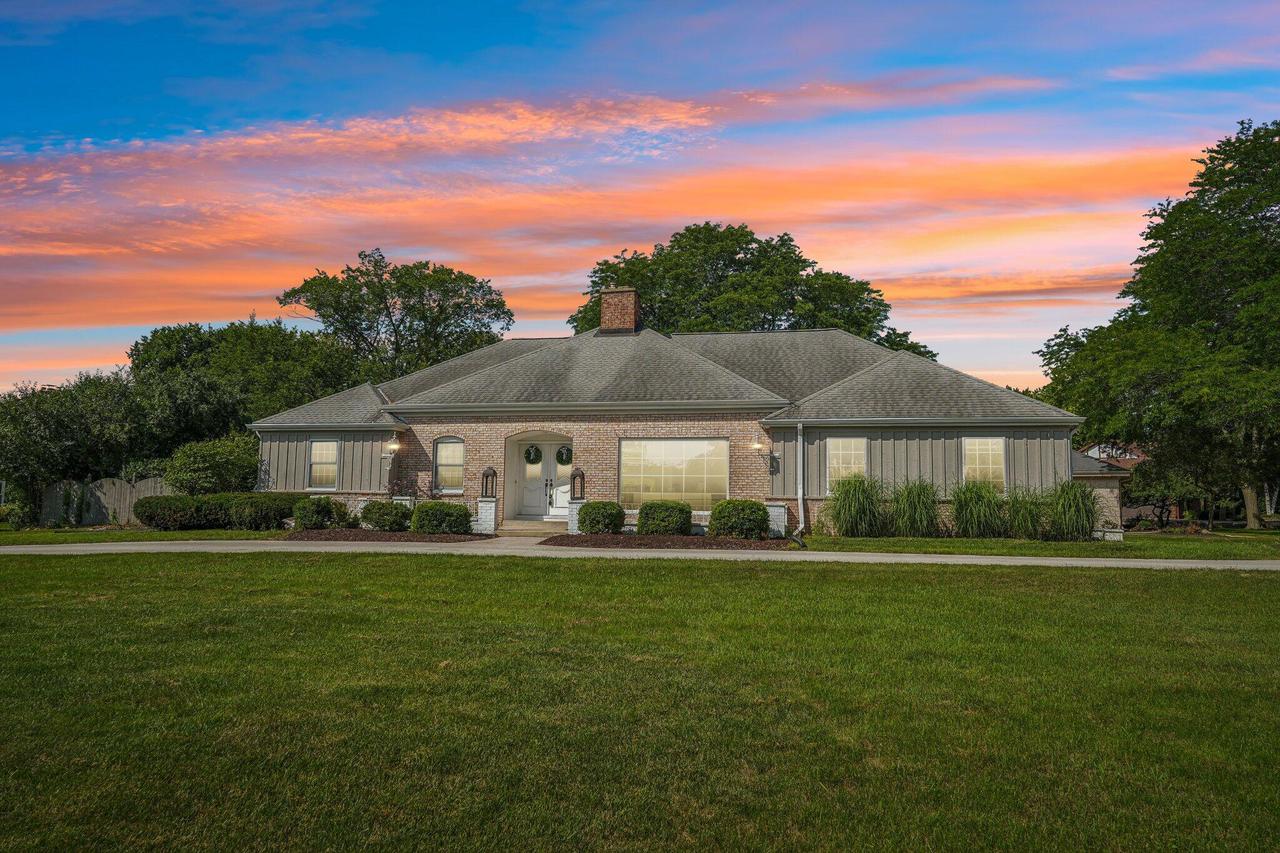 2135 Michelle Drive — photo
