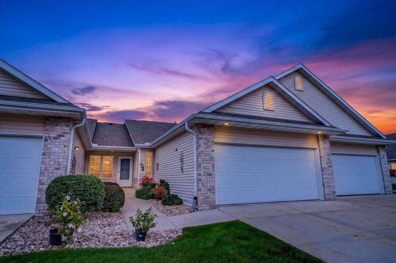 622 Springbrook Circle #43, DeForest, WI 53532