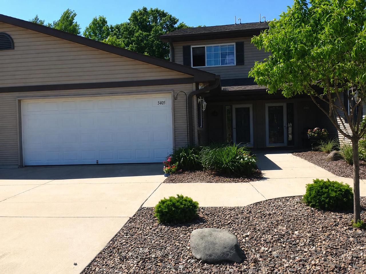 3405 Caleb Court — photo