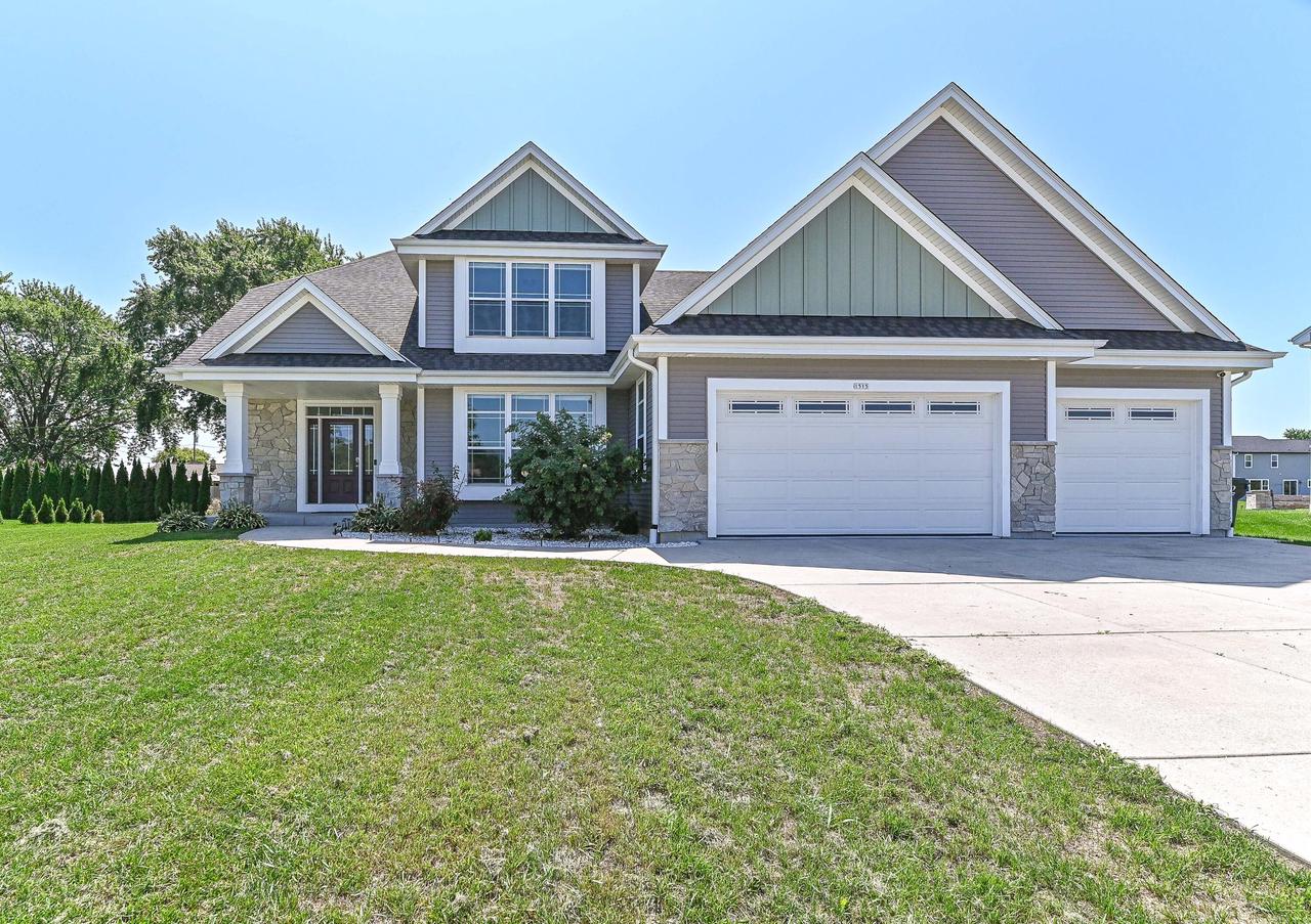 1515 E Maple View Drive — photo