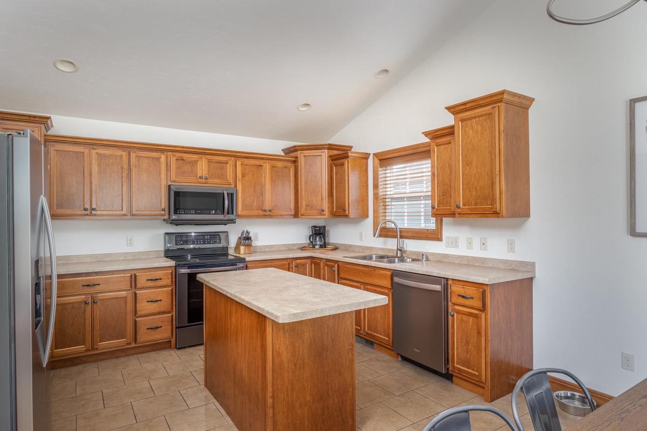 1124 Bobby Court, Kimberly, WI 54915 — photo 3