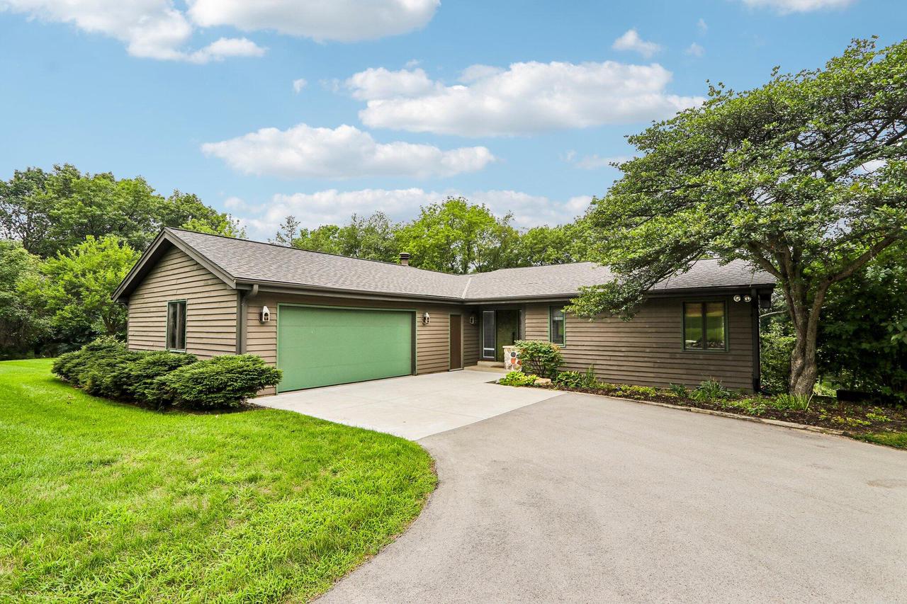 W333S221 Glen Oaks Drive — photo