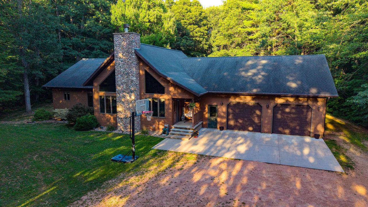 203739 Yellow Birch Road — photo