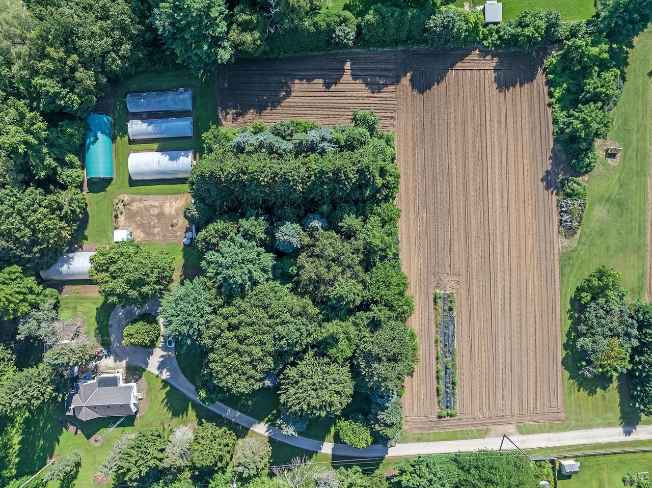 332 4 Mile ROAD, Racine, WI 53402 — photo 2
