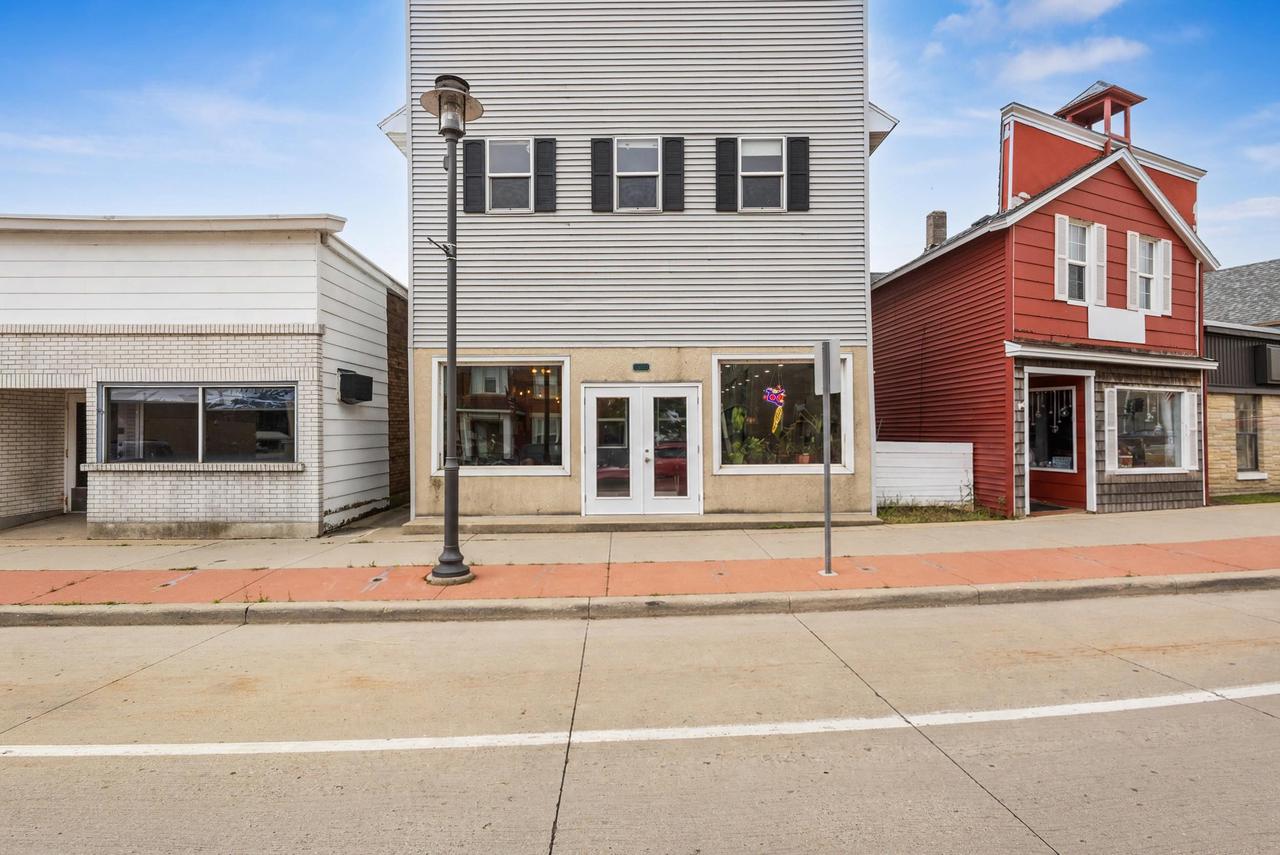 1539 Main Street — photo