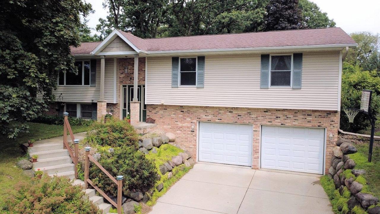 620 Oak Street — photo