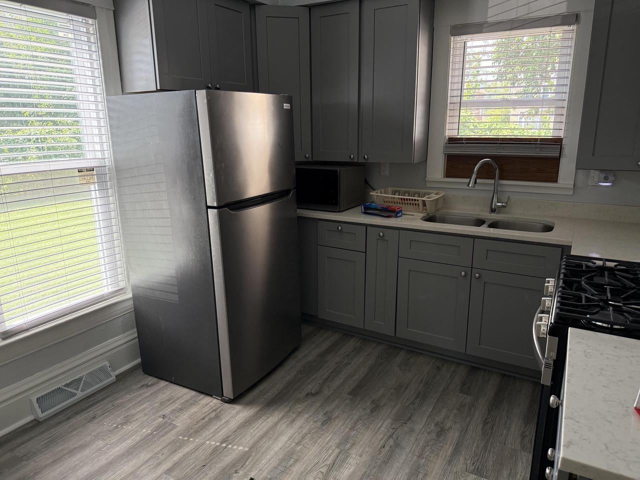 934 Wilson STREET, Racine, WI 53404 — photo 2