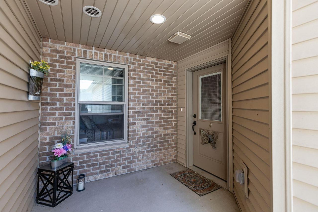 2157 Royal Crest Circle 1 — photo