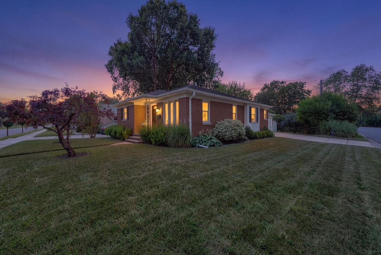 206 Bader Street — photo