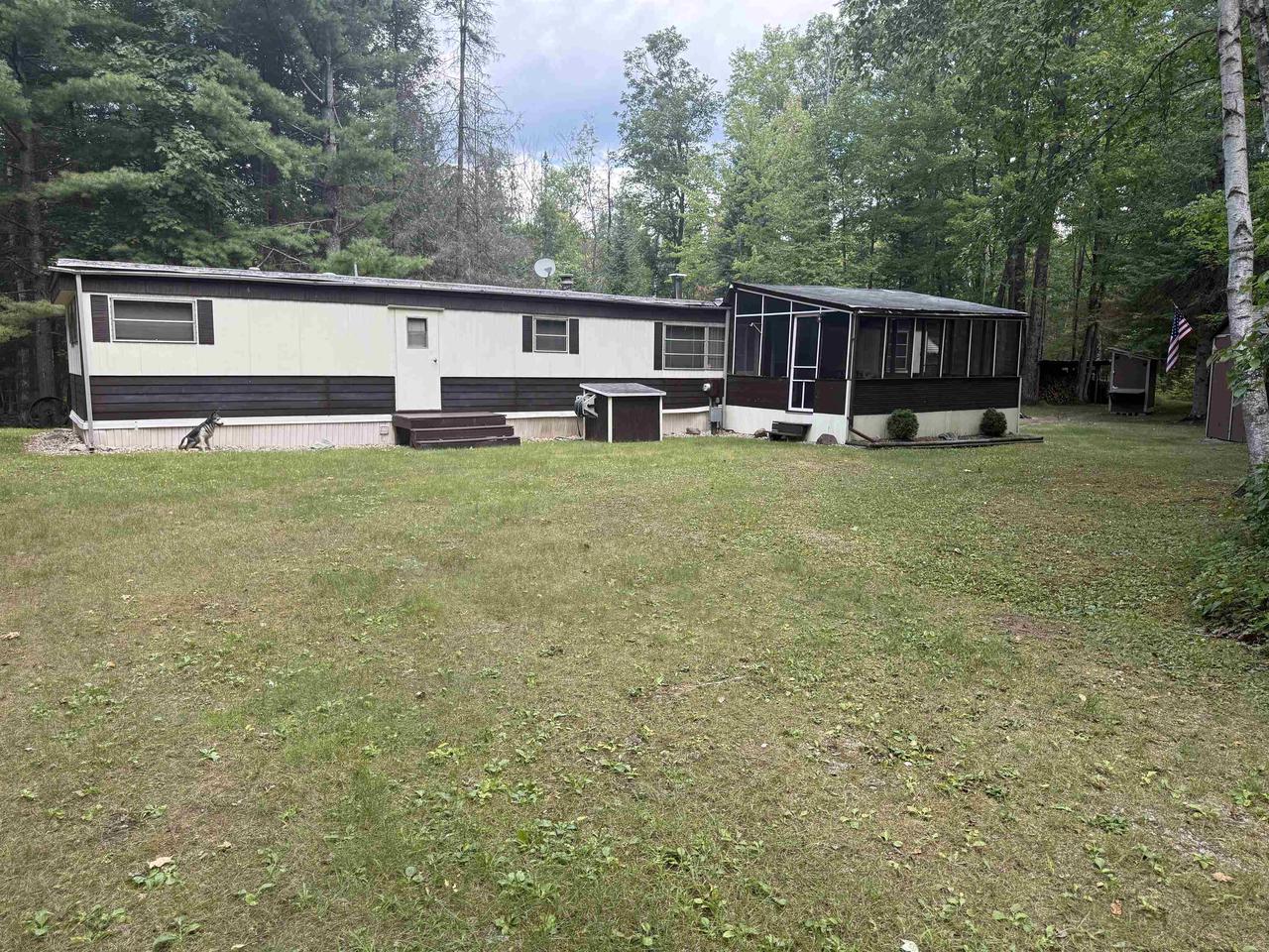 8160 W Amberg Wausaukee Road — photo