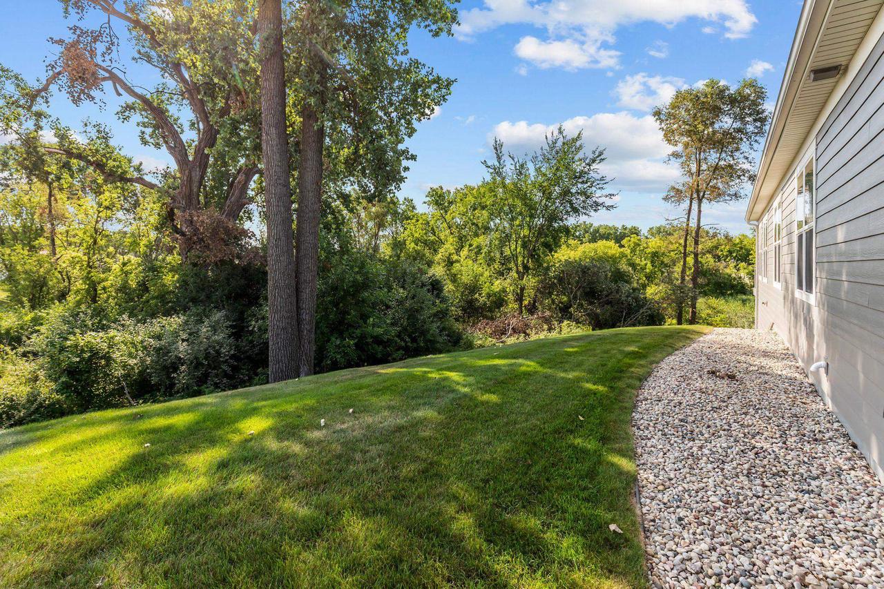 2179 E Baldeagle DRIVE, Appleton, WI 54913 — photo 3
