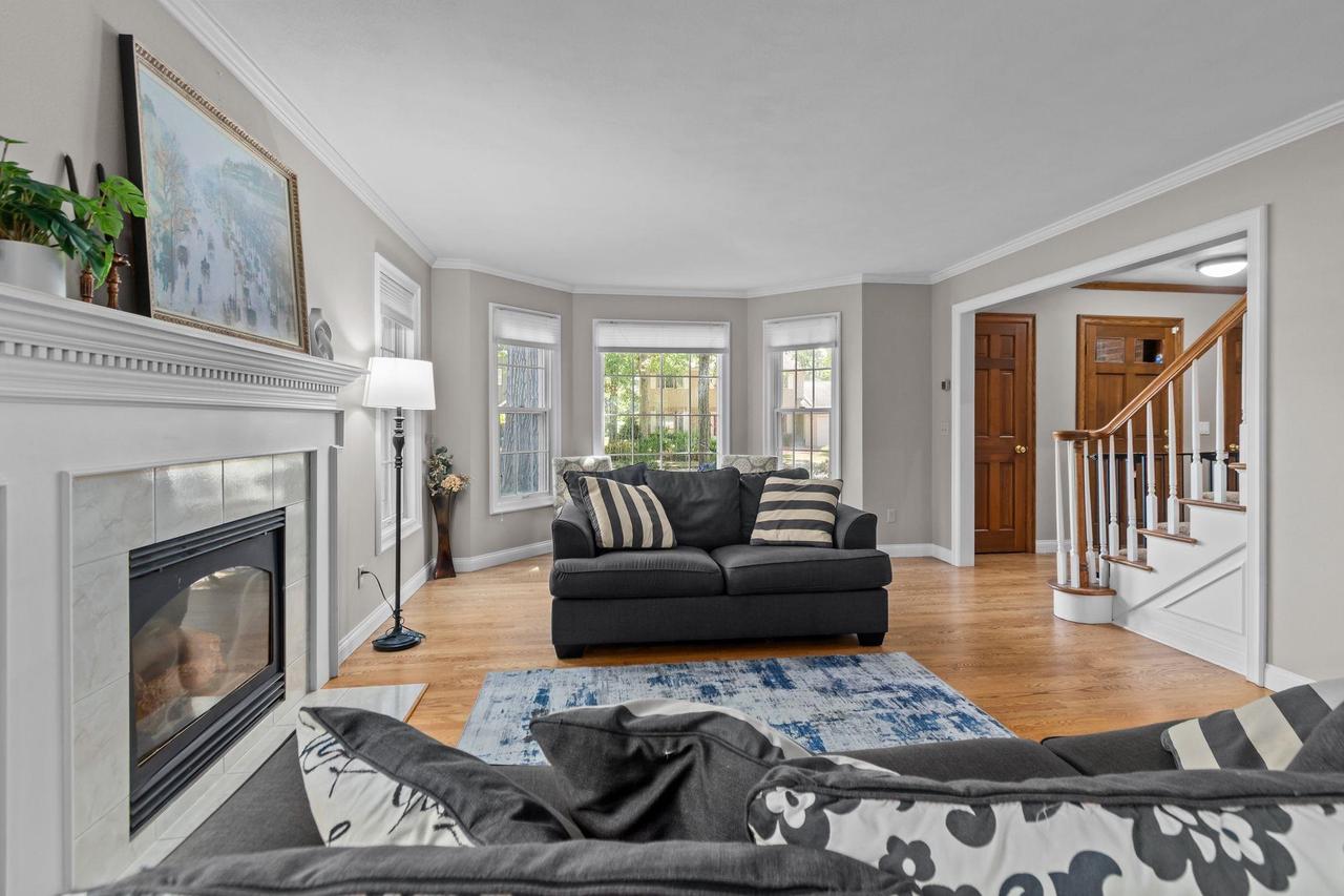 918 E Kramer LANE, Appleton, WI 54915 — photo 2
