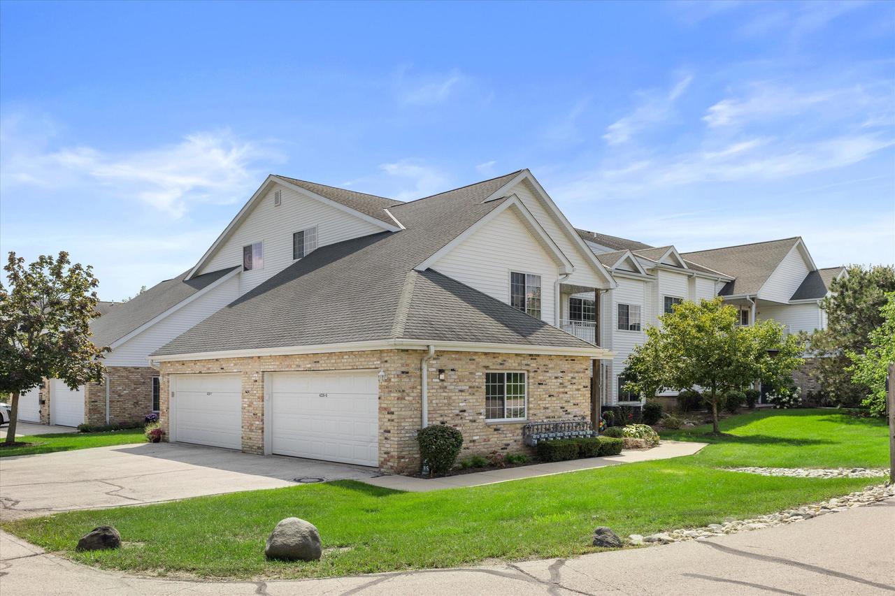 4226 Taylor Harbor W W 8 — photo