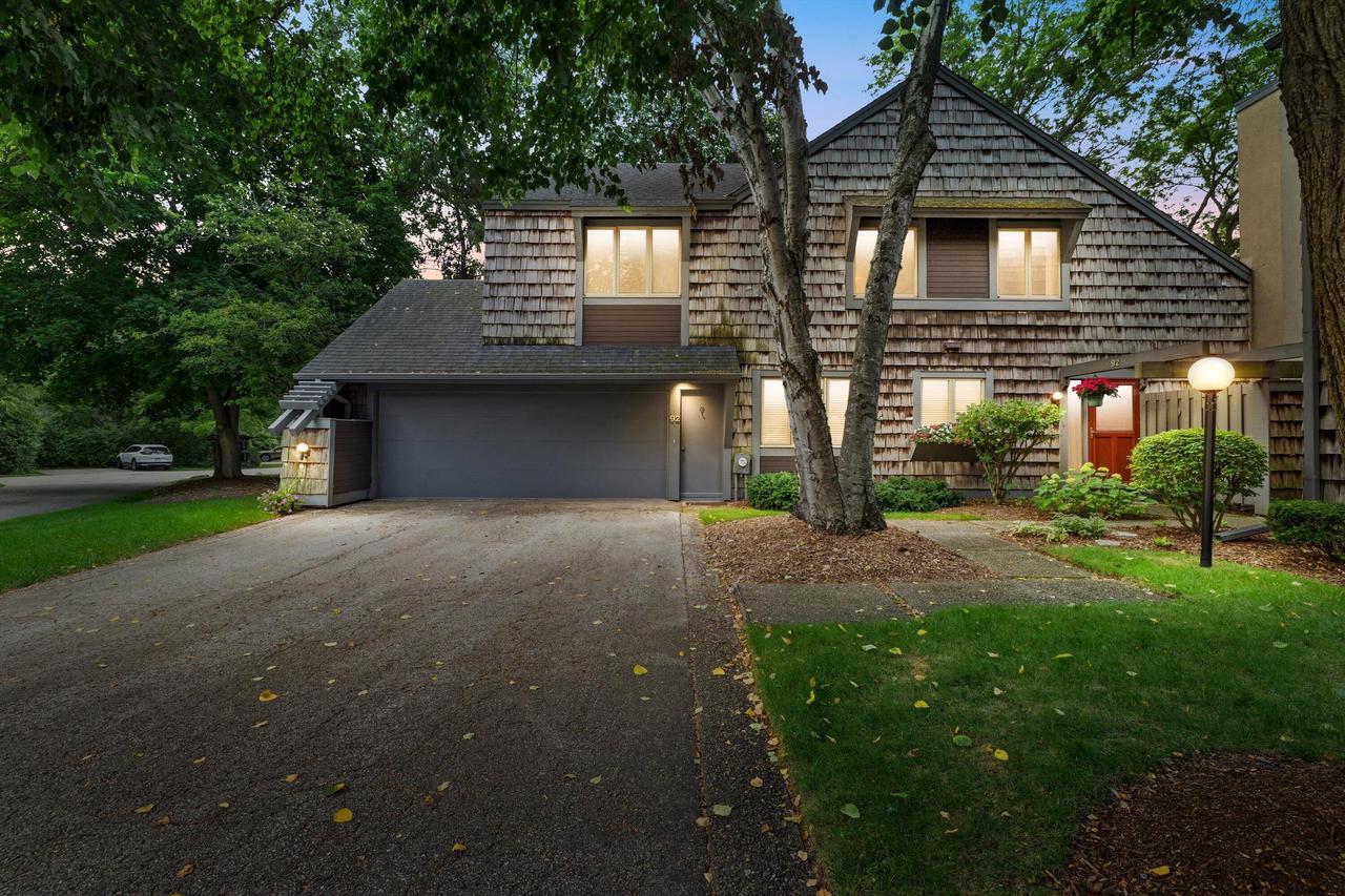 92 Woodfield Court — photo