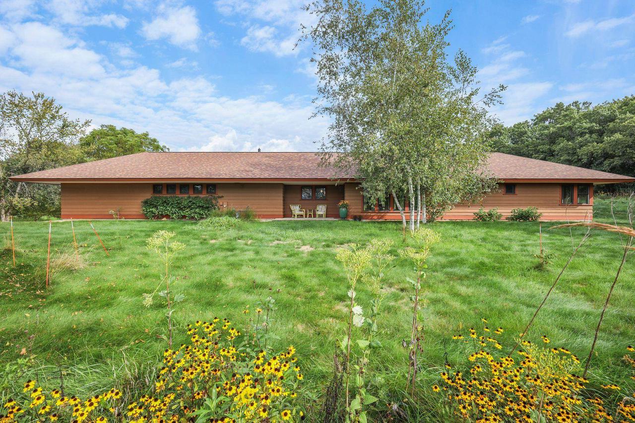 W2805 Pine Ridge Court, WI 53508