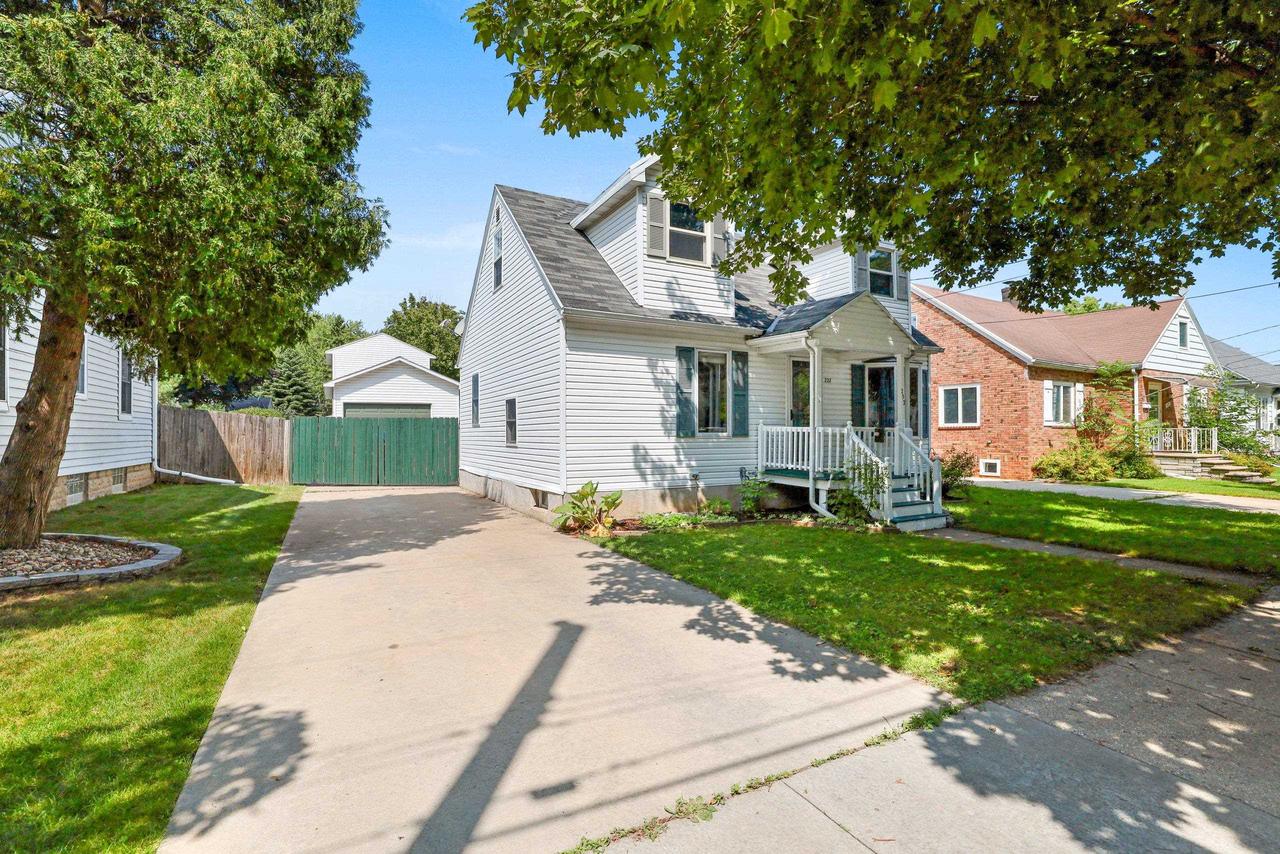 232 Quinton Street — photo