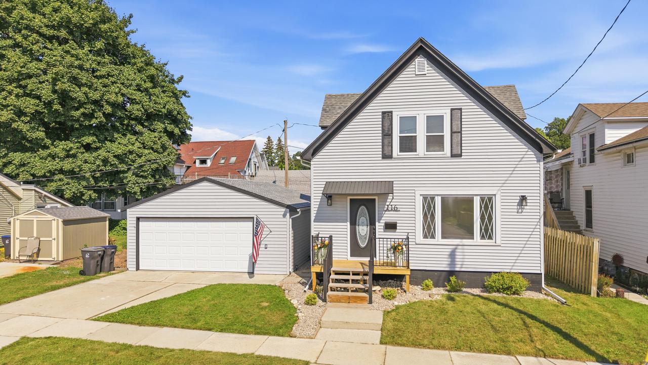 116 Walnut Street — photo