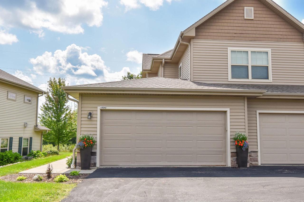 1800 New Port Vista Drive — photo