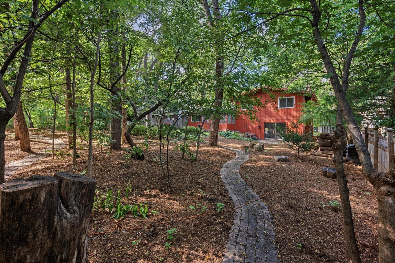 2909 Pelham Drive — photo