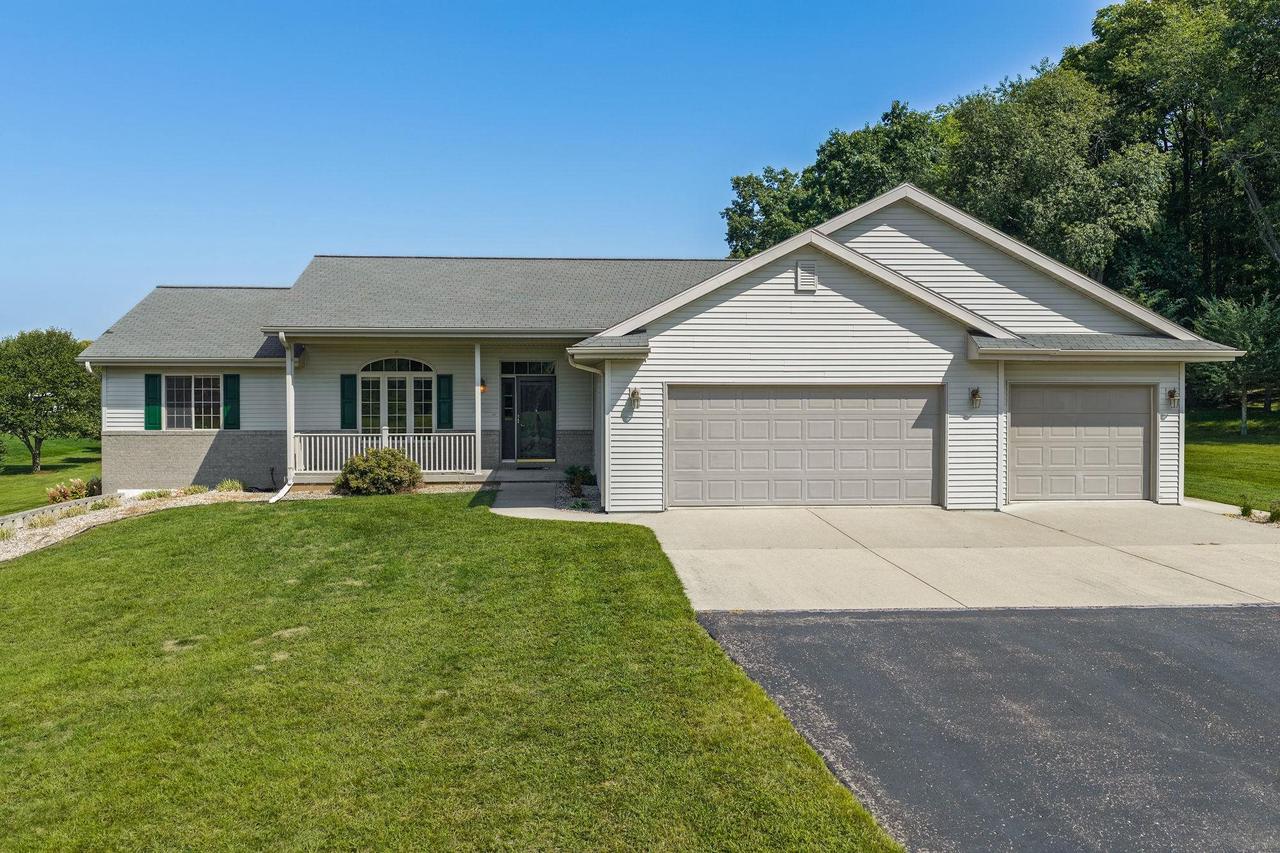 8096 E Quail Meadow Lane — photo