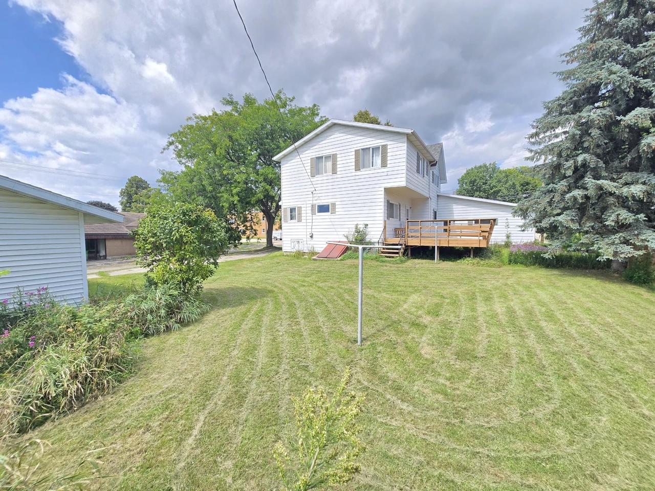 56 E Charles STREET, Markesan, WI 53946 — photo 2