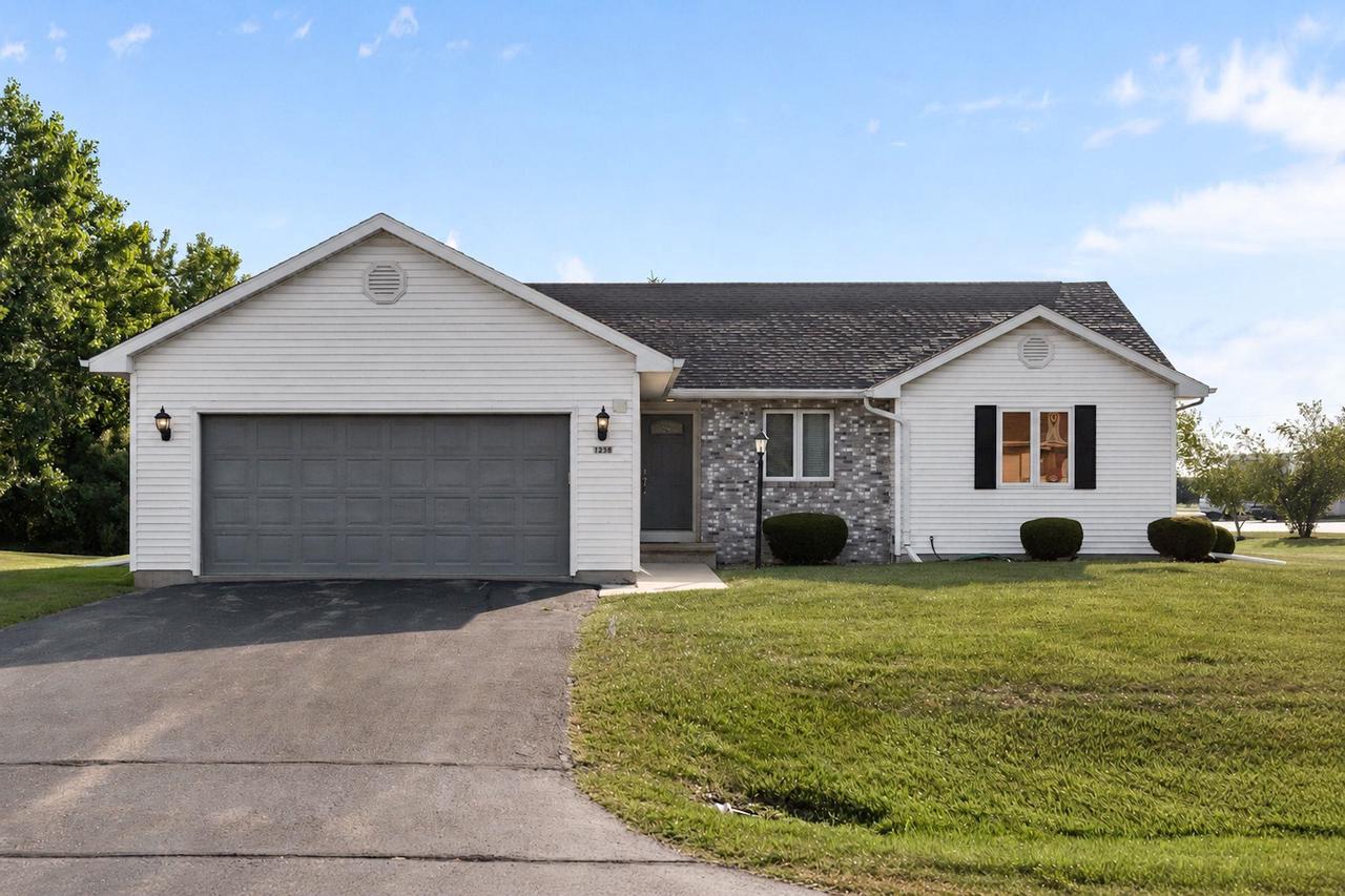 1238 Willow Bend Lane — photo