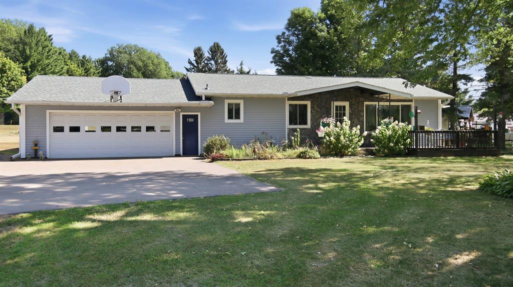 1104 W Winter Avenue — photo