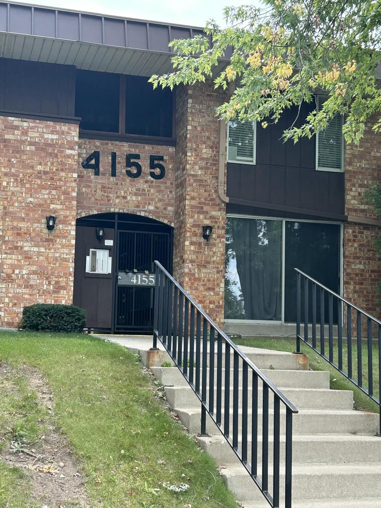 4155 W Rivers Edge Circle 10 — photo