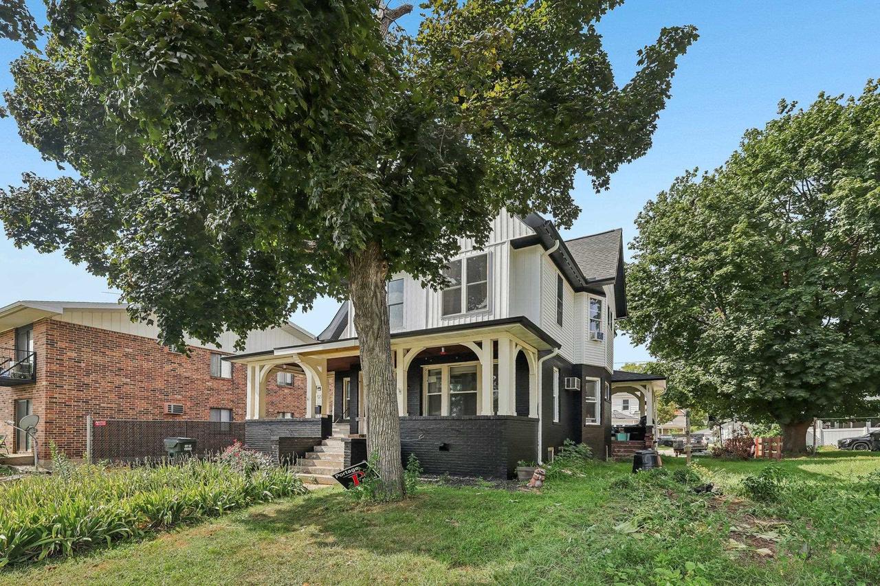 525 E Cook Street — photo