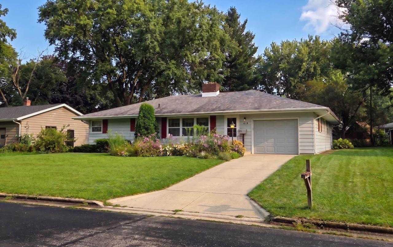 419 W Elm Street — photo