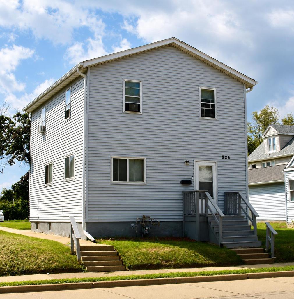 926 N Memorial Drive — photo