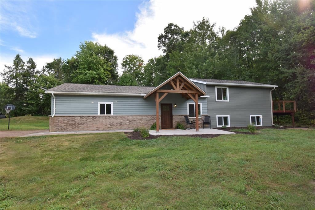 6595 Pike Bend Road — photo