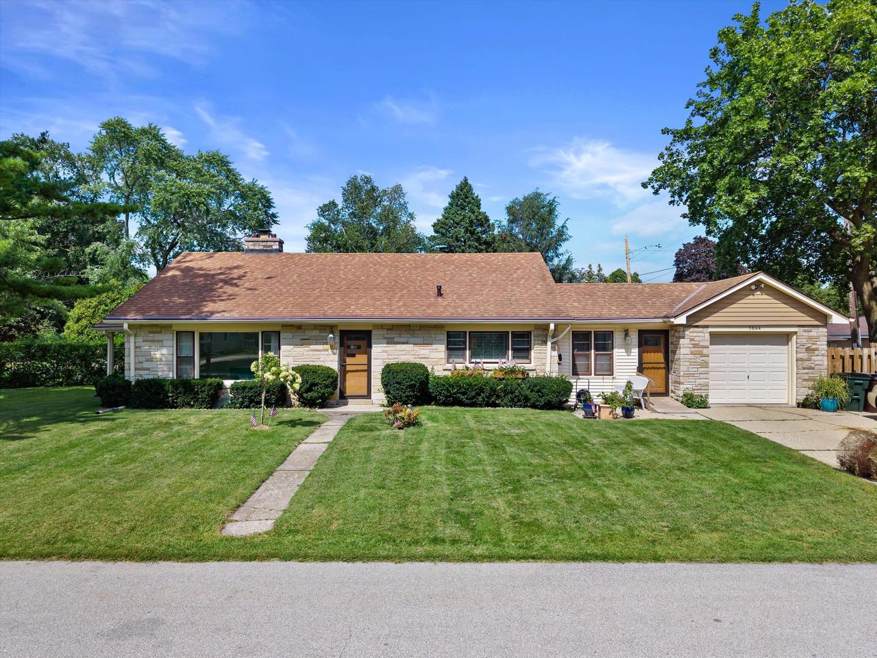 5644 N Paradise Lane — photo