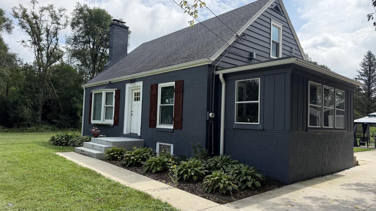 223 W State ROAD, North Prairie, WI 53153 — photo 2