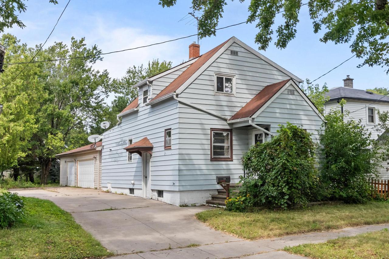 1516 W Lawrence Street — photo