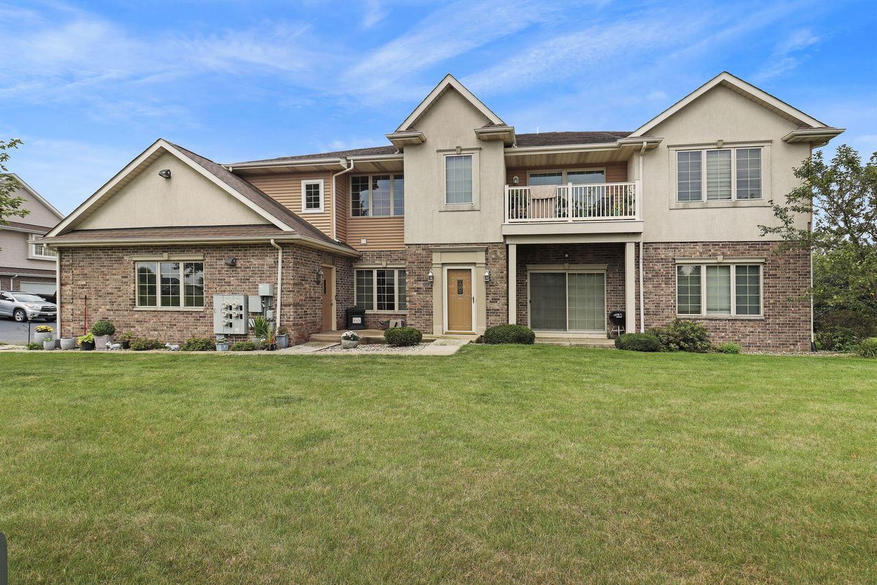7156 Parkside Lane 141 — photo